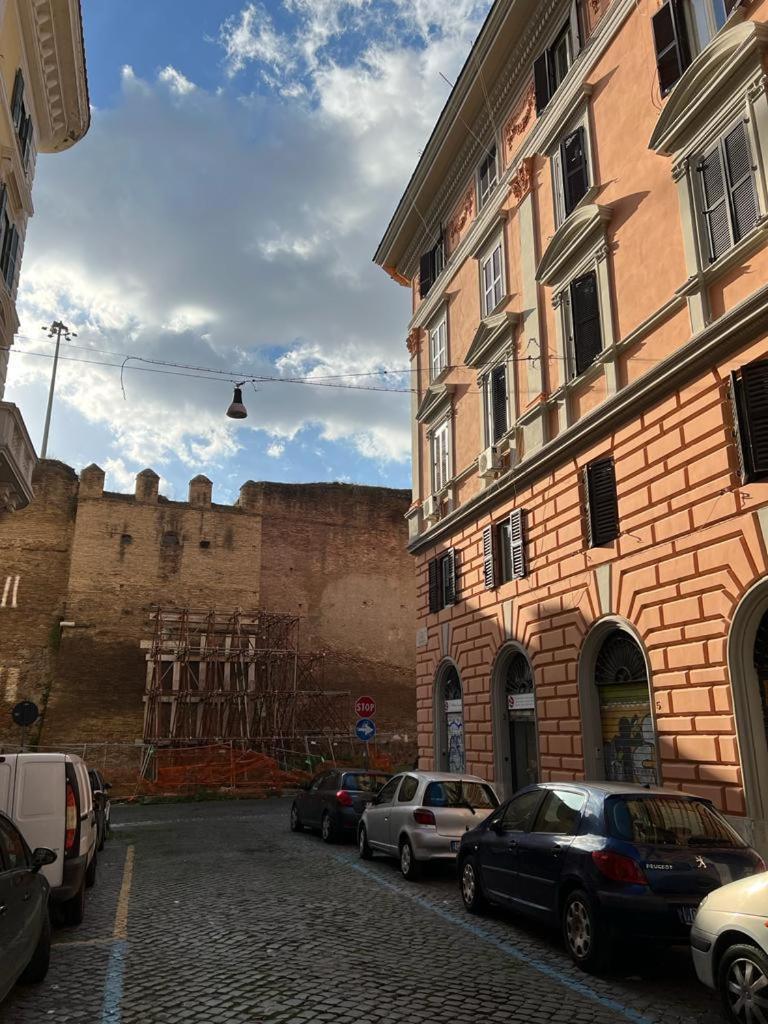 Lägenhet La Dimora Di Leonardo